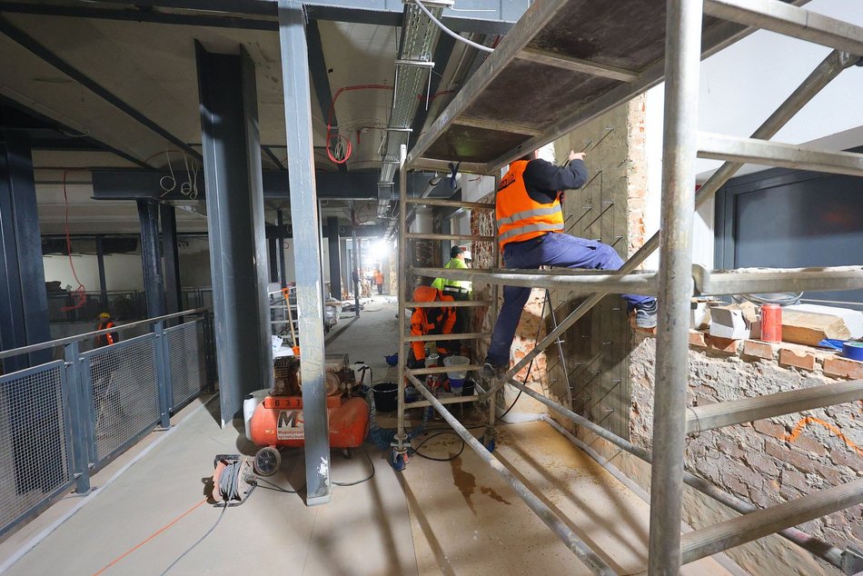 Łódź. Mechaniczne oko - wystaw, budowa