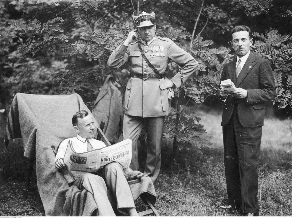 Lotnisko w Łodzi kończy 100 lat! Zobacz, jak wyglądało dawniej!