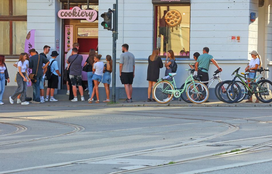 Łódź. Cukiernia, która szturmem podbiła podniebienia łodzian. Co zjemy w Cookiery?