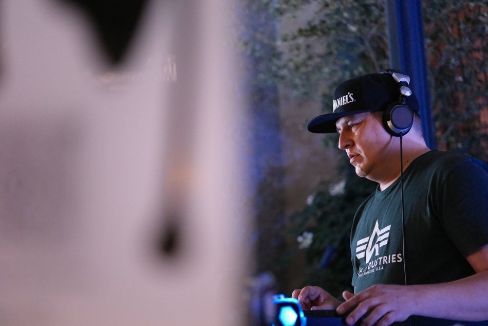 Łódź. Wakacje na Piotrkowskiej 2026 w Łodzi. Silent disco opanowało centrum!