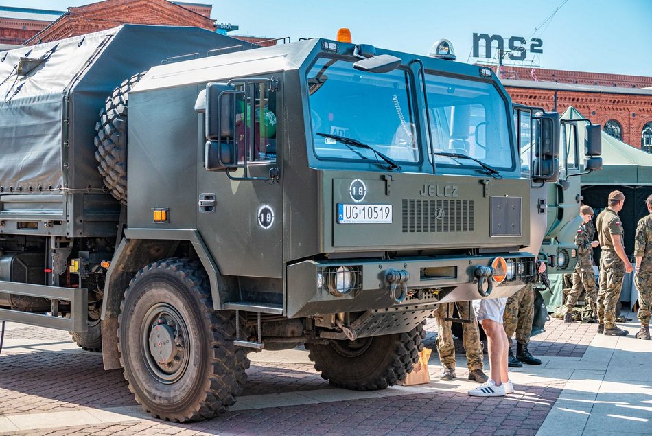 Piknik weterana w Manufakturze