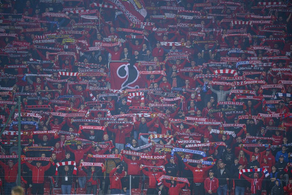 Kibice na meczu Widzewa Łódź z Górnikiem Zabrze