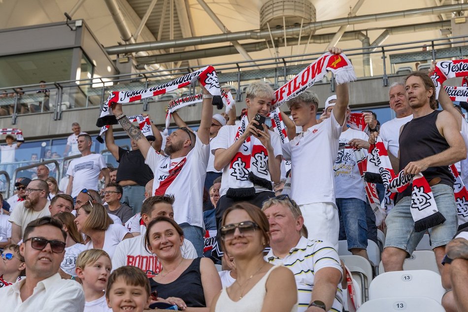 Łódź. Kibice na meczu ŁKS Łódź ze Stalą Mielec. Byłeś? Odszukaj się w naszej galerii