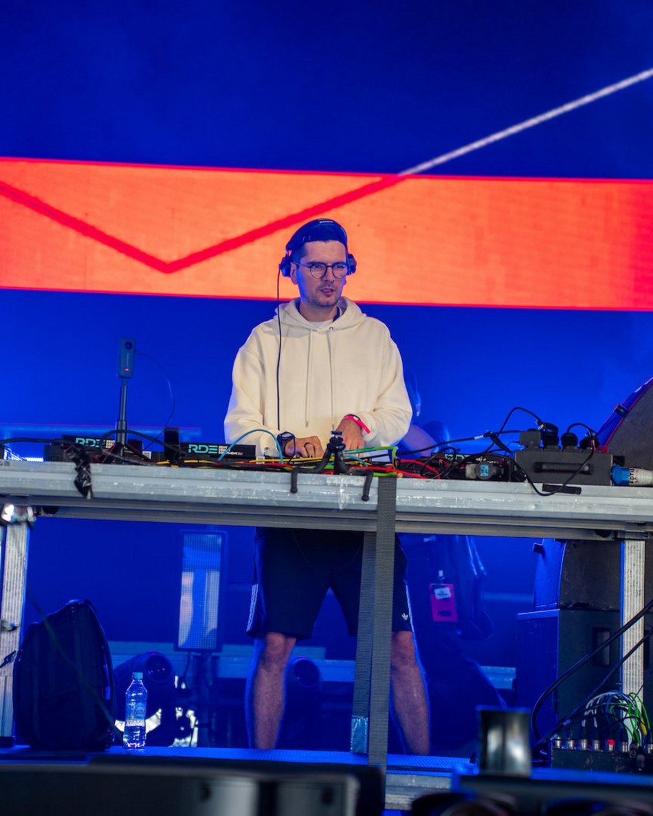 Łódź. Audioriver 2025 w Łodzi wystartował! Na Łódzkie Błonia docierają pierwsi festiwalowicze [ZDJĘCIA]