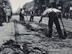 Łódź. Drogi w dawnej Łodzi. Z czego je budowano, jak je konserwowano i jakie stwarzały problemy?