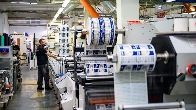 Reganta drukuje sukces! Drukarnia z centrum Łodzi liderem na globalnym rynku [ZDJĘCIA]