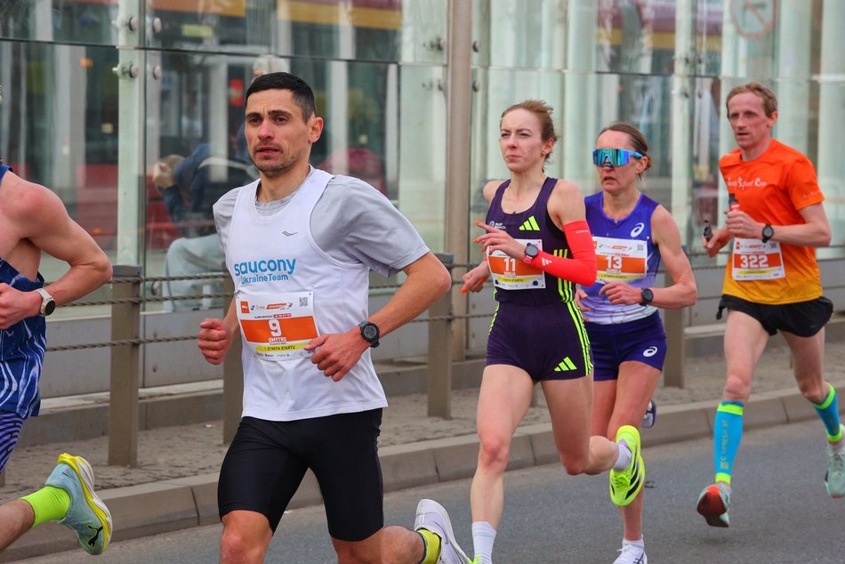 Łódź. DOZ Maraton Łódź 2026. Brałeś udział w biegu? Odszukaj się w galerii i zapisz na pamiątkę!