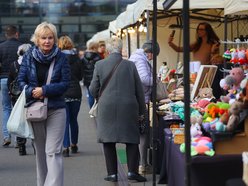 Łódź. Niedziela na targach rękodzieła w Manufakturze