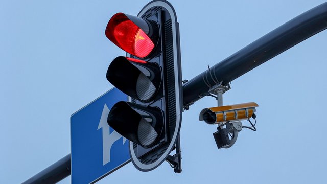 Red Light w Łodzi wystawia najwięcej mandatów! Które skrzyżowania przodują? [RANKING]