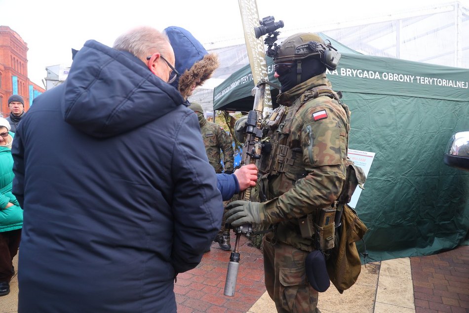 Łódź. Moc atrakcji w Manufakturze na WOŚP 2026 w Łodzi! Wikingowie, strażacy, pokazy i więcej