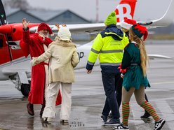Mikołaj przyleciał helikopterem na lotnisko w Łodzi