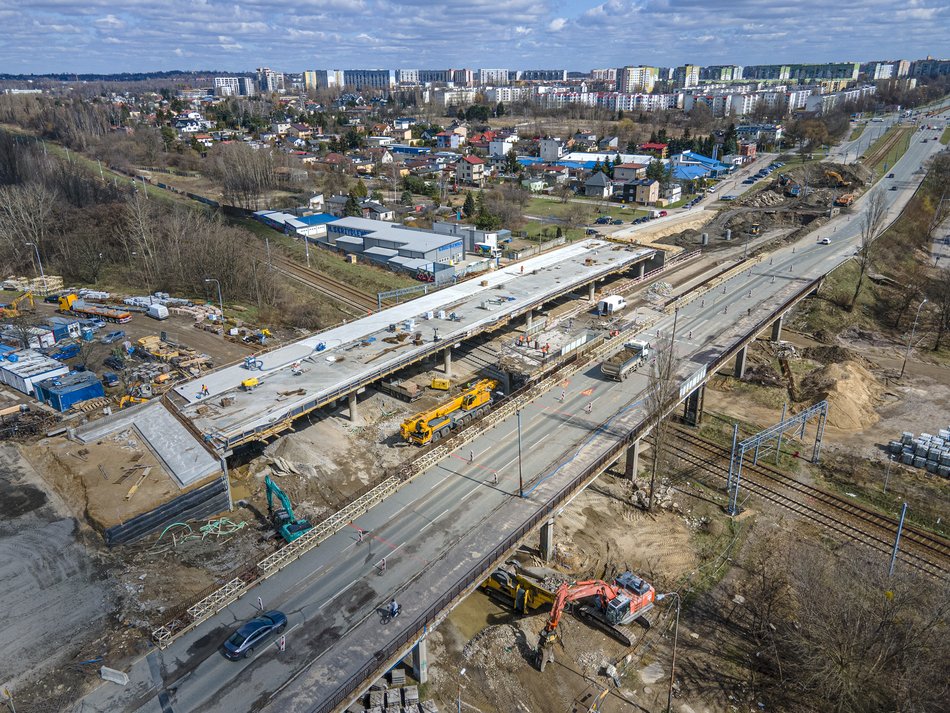 Nowe wiadukty na Przybyszewskiego. Budowa północnej nitki na ostatniej prostej