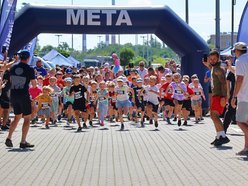 Piknik rodzinny "Bezpieczne wakacje z mundurem" pod Atlas Areną