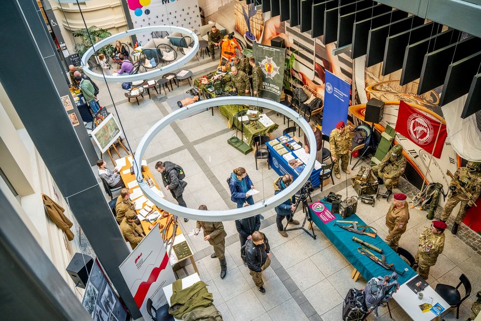 Festiwal Szyfrów w Mediatece MeMo. Nie zabrakło wielbicieli historii i łamigłówek