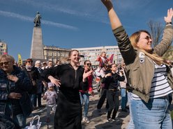 Roztańczeni Łodzianie na Placu Wolności! Tak świętowali Międzynarodowy Dzień Tańca