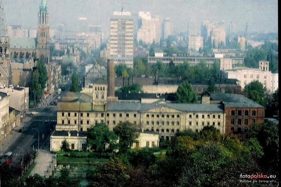 Nici z wielkiego przemysłu włókienniczego w Łodzi. Zmiany ustrojowe i transformacja