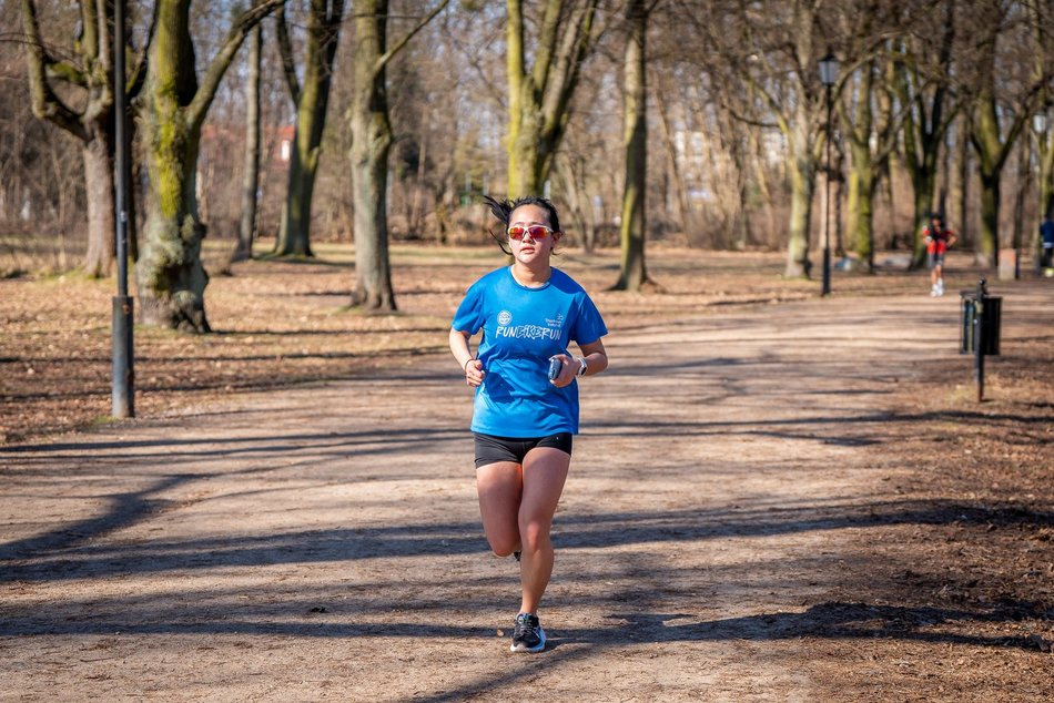 Łódź. Parkrun w Parku Poniatowskiego w Łodzi. Brałeś udział w biegu? Znajdź się na zdjęciach!