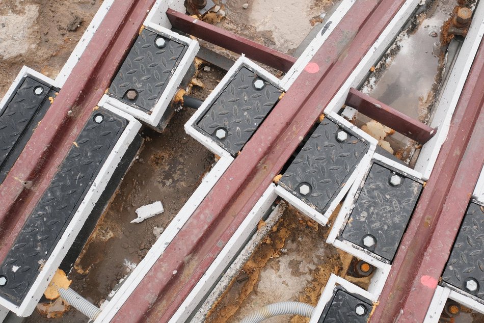 Remont torowiska na Zachodniej w Łodzi. Zobacz, jak pracują torowcy!