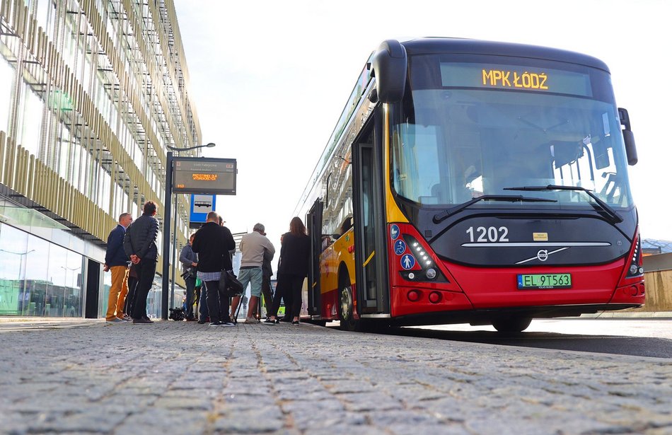 Łódź. Coraz więcej nowoczesnych autobusów i tramwajów MPK Łódź! Wszystko dla wygody Łodzian