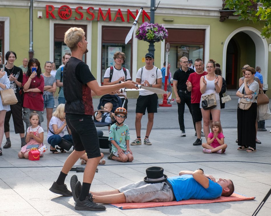 Piotrkowska tydzień przed 601. Urodzinami Łodzi