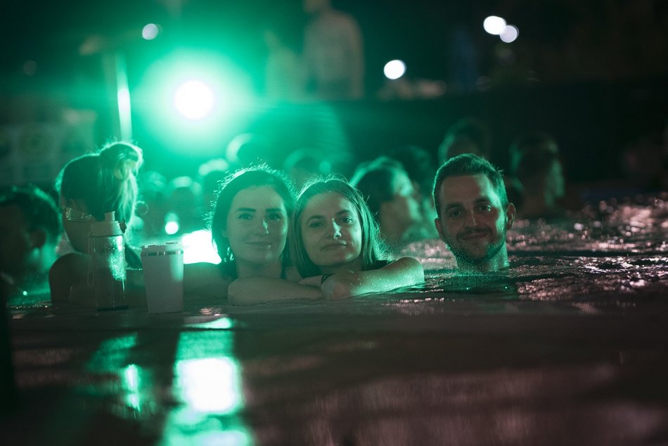 Stand-up w Aquaparku Fala. A do tego impreza klubowa, pokazy taneczne i atrakcje w saunach