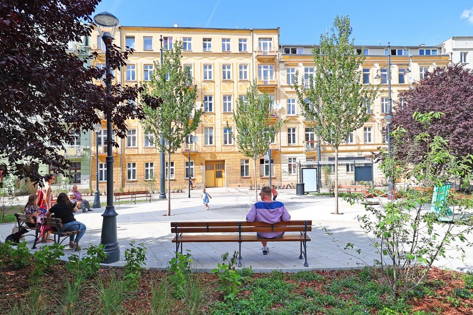 Łódź. Stare Polesie pięknieje