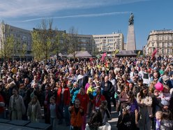 Roztańczeni Łodzianie na Placu Wolności! Tak świętowali Międzynarodowy Dzień Tańca