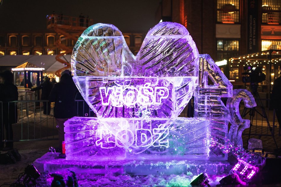 Łódź. Światełko do Nieba zakończyło WOŚP 2026 w Łodzi. Tłumy Łodzian w Manufakturze