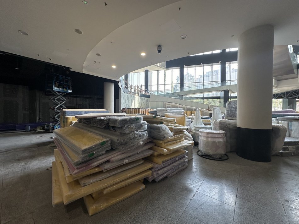 Przygotowania do otwarcia Nowej Sukcesji