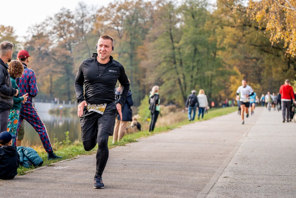 Jesienny Festiwal Szakala w Arturówku