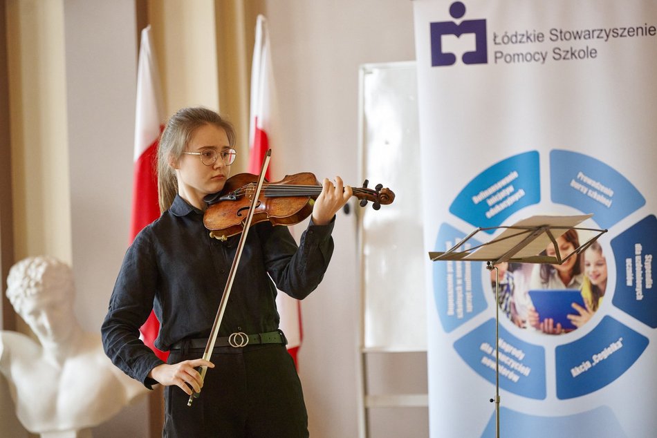 Wręczenie stypendiów ufundowanych przez Lions Club Łódź