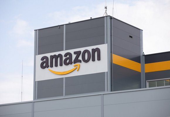 Łódź. Amazon rekrutuje! Kogo szukają i ile można zarobić?