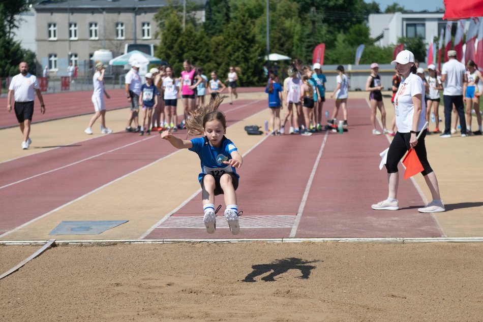 Łódź. Finał Czwartków Lekkoatletycznych w Łodzi. Młodzi sportowcy dali radę mimo upału