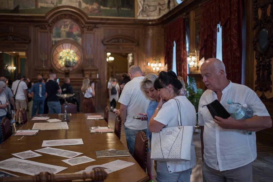 Łódź. TOP 10 Nocy Muzeów 2025! Rozprawa Ślepego Maksa, studio TV w EC1 Łódź i zabytkowe radiowozy