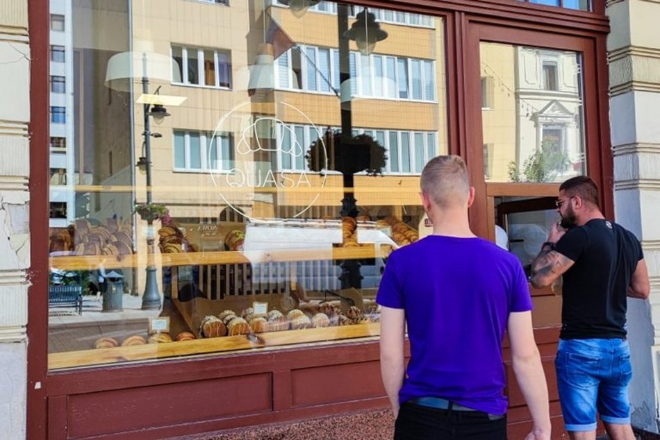 Restauracje w Łodzi sprzedające jedzenie przez okienko