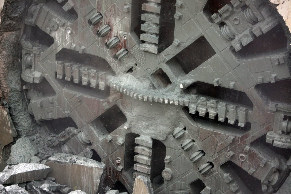 Tunel średnicowy pod Łodzią. Tarcza Faustyna przebiła się na Żabieniec