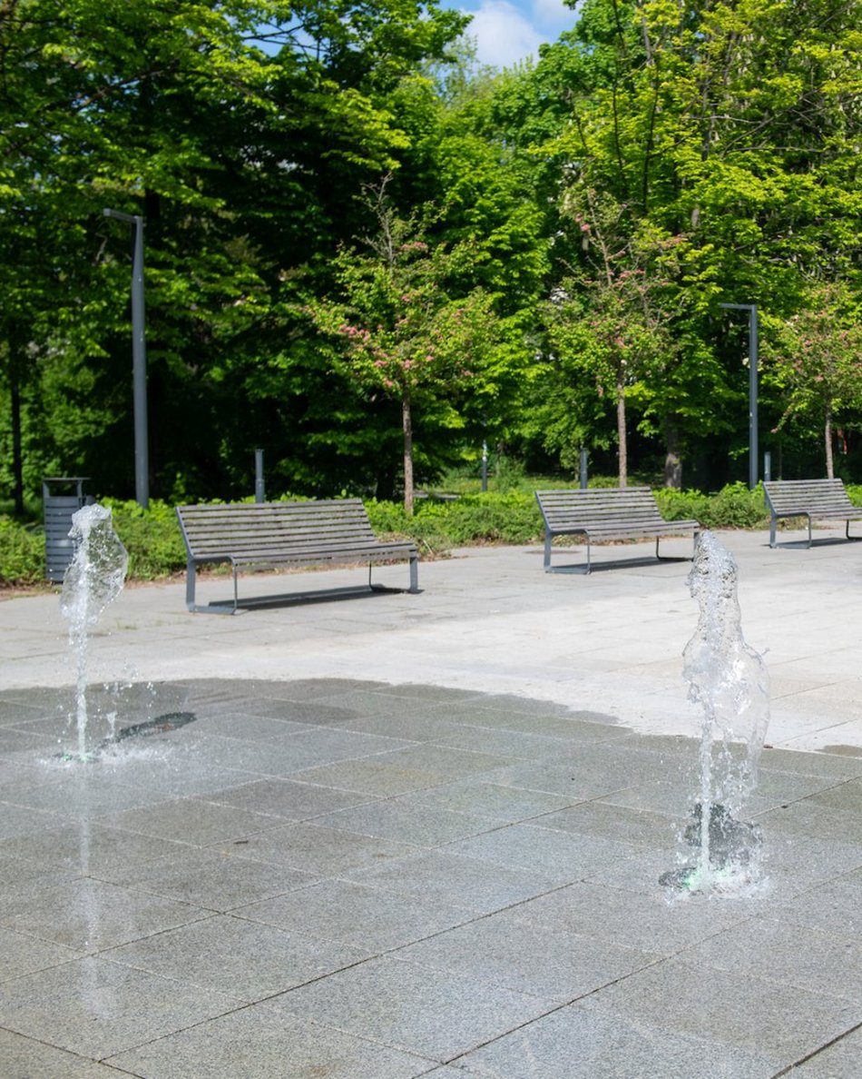 Łódź. Fontanny powróciły! Czas na wodne szaleństwo w mieście