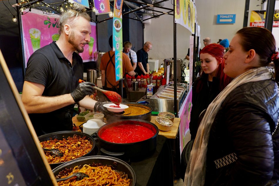 Festiwal Azjatycki przy Piotrkowskiej 217 trwa! Remedium na kapryśną pogodę?