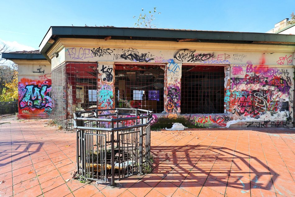 Łódź. Koniec z ruiną po Pizza Hut! Łodzianie zdecydują, co powstanie w pasażu Rubinsteina