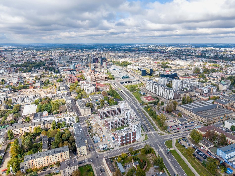 Łódź. Nowe Centrum Łodzi rośnie w oczach! Zobacz wielką budowę przy Tuwima z lotu ptaka