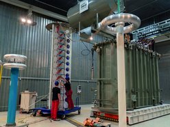 Łódź. Aż 200 nowych miejsc pracy w Łodzi! Firma ZREW Transformatory szuka pracowników