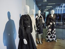 Łódź. Historia polskiej mody w Centralnym Muzeum Włókiennictwa w Łodzi. Przyjdź i zobacz wystawę!