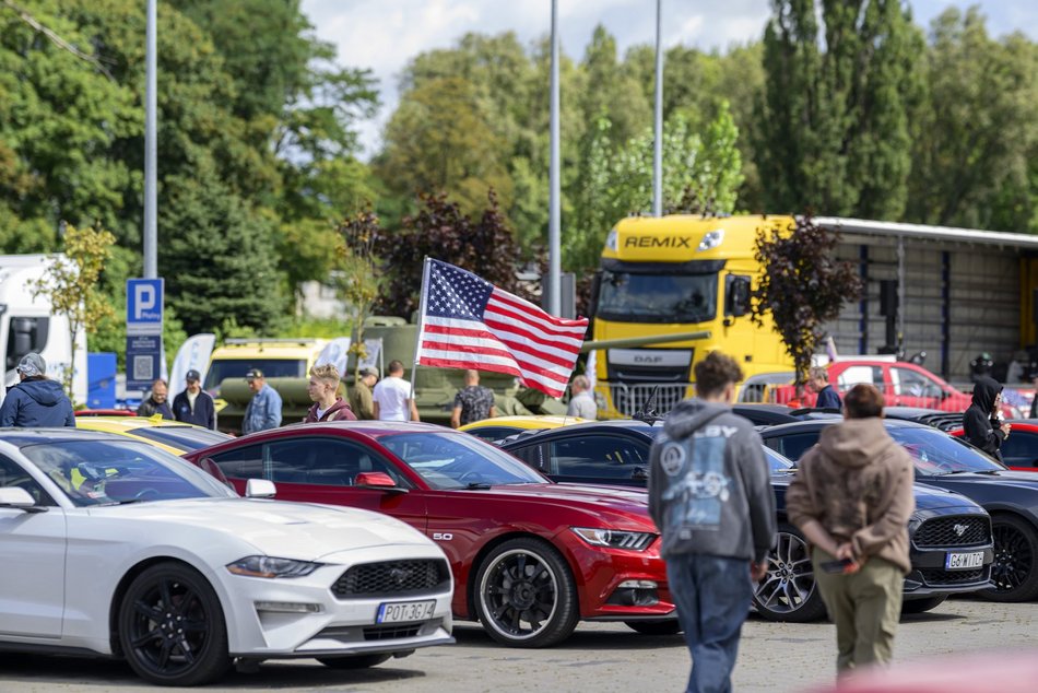 Ale auta pod Atlas Areną w Łodzi. Europejski zlot aut sportowych