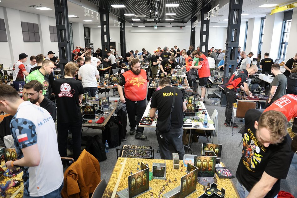 Łódź. Warhammer 40,000 opanował EC1 Łódź! Zobacz, jak wygląda zmagania na turnieju bitewniaków