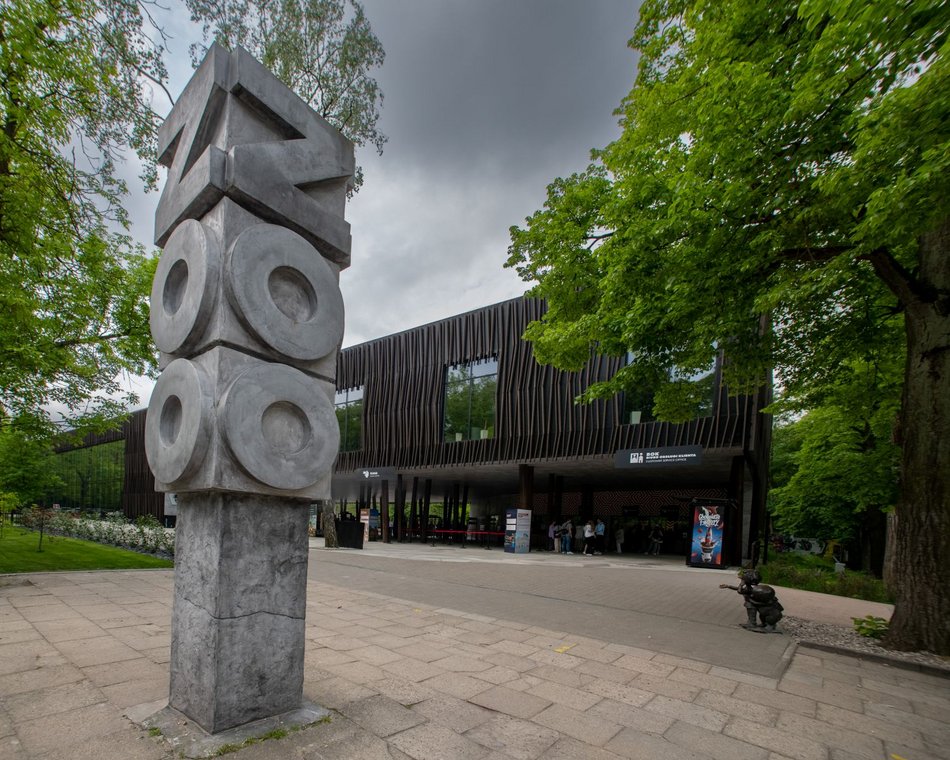Łódź. Orientarium Zoo Łódź działa na rzecz ochrony zwierząt. Czym jest program „ZOOpiekuj się mną"?