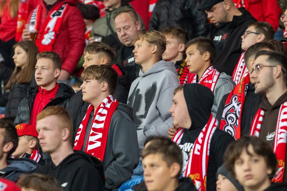 Kibice na meczu Widzewa Łódź z Zagłębiem Lubin. Byłeś/aś? Odszukaj się w galerii