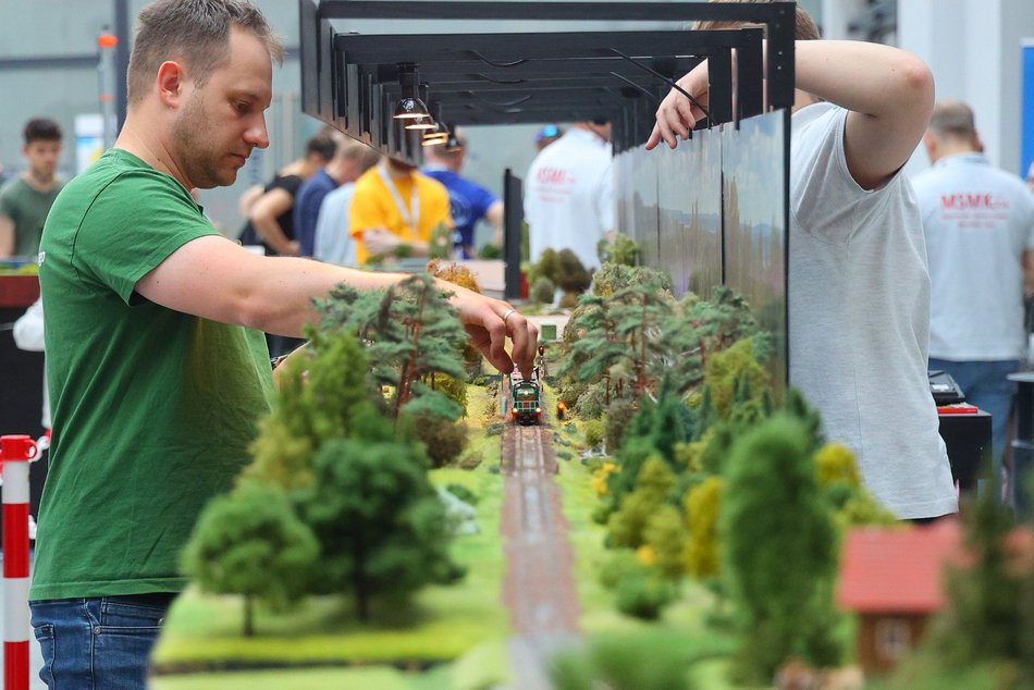 Łódź. Wystawa Makiet Kolejowych na dworcu Łódź Fabryczna. Święto miłośników pociągów