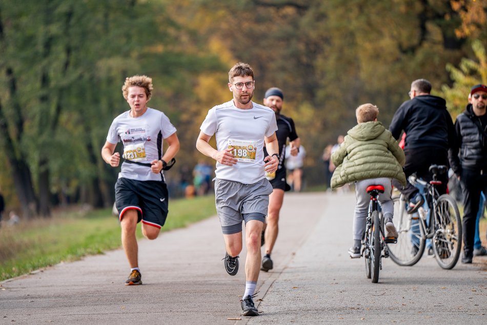 Jesienny Festiwal Szakala w Arturówku