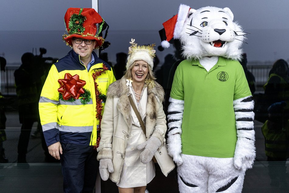 Święty Mikołaj wylądował na lotnisku w Łodzi