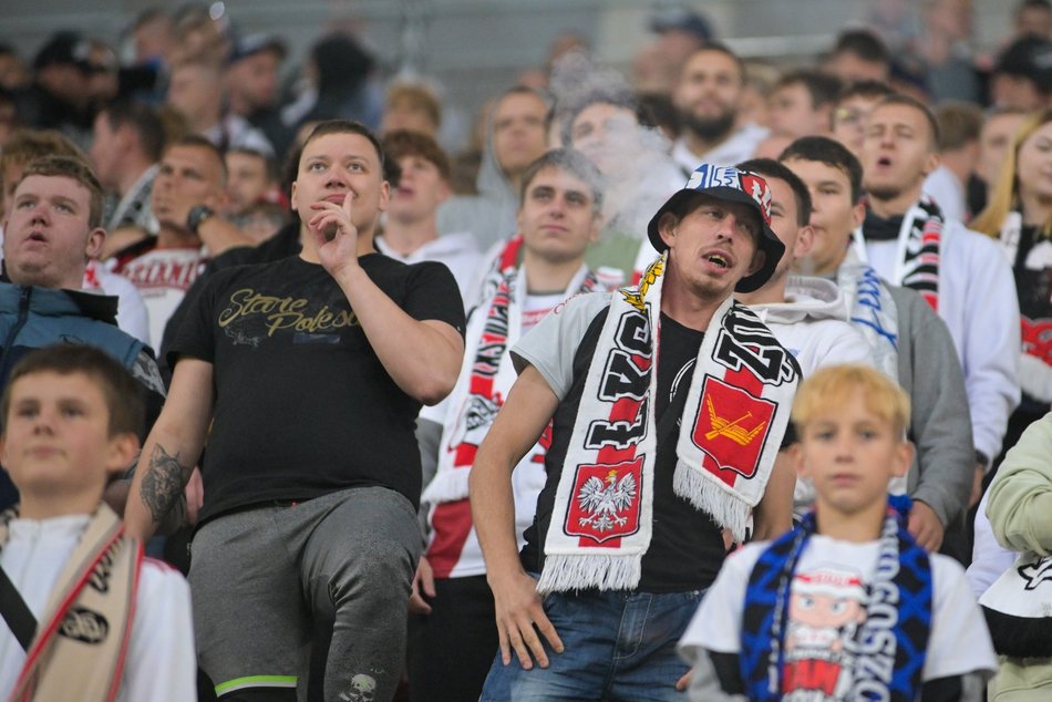 Kibice na meczu ŁKS Łódź z Polonią Warszawa. Byłeś/aś tam? Znajdź się w galerii!